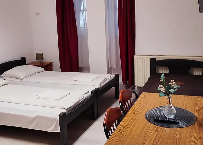 Okszi Casa de hóspedes 3*